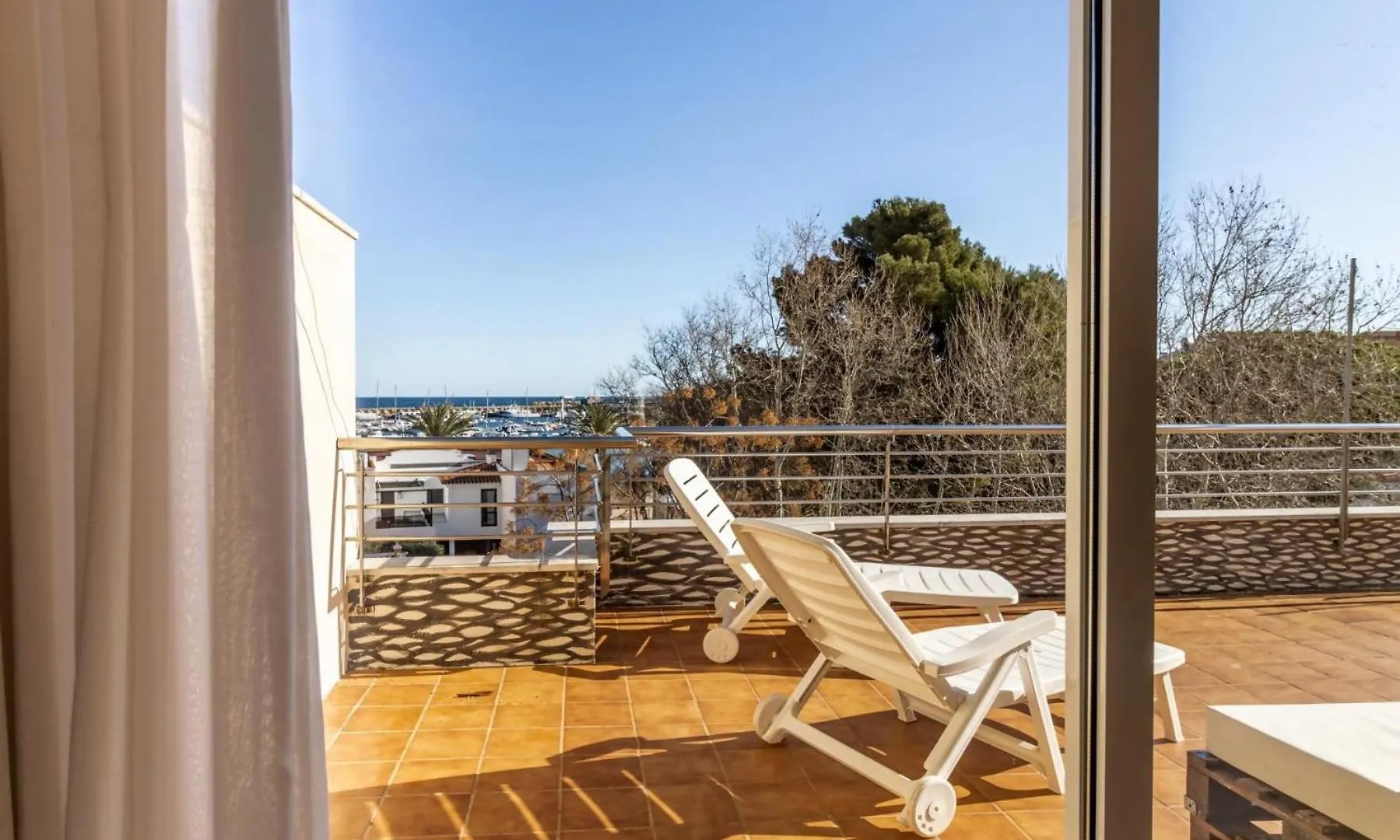Port De Llanca 37 Atico Con Terraza Y Vista Al Mar Apartment